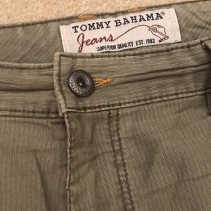 Men’s Tommy Bahama Shorts  Excellent Condition
